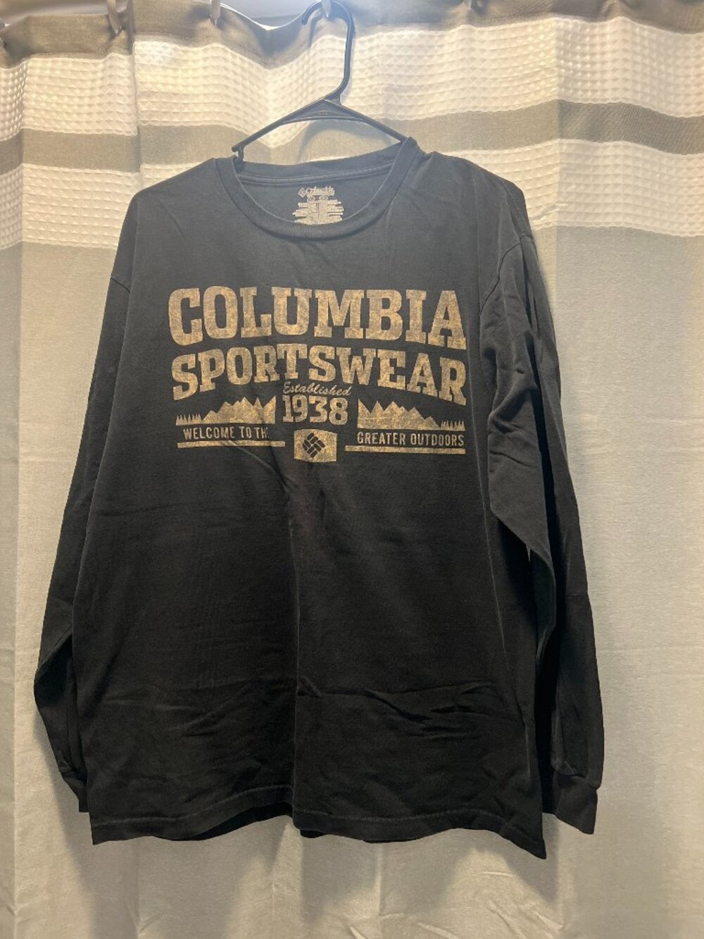 Men's Long Sleeve Columbia Shirt